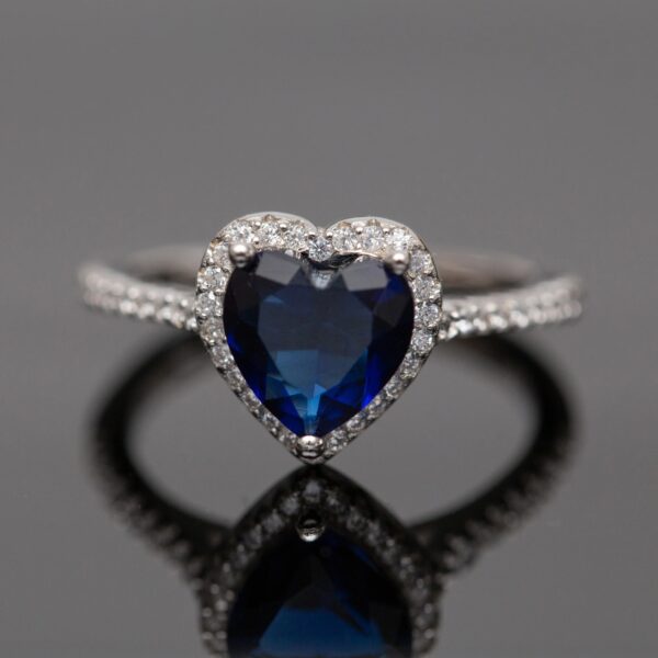⁦خاتم البنادورة فص أزرق – Pandora ring blue  heart⁩ - الصورة ⁦6⁩