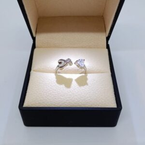 خاتم قلب وبريق ابيض _  Heart & Shine" Ring